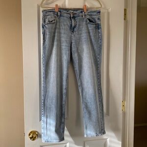 Old Navy Boyfriend Jeans Medium Rise